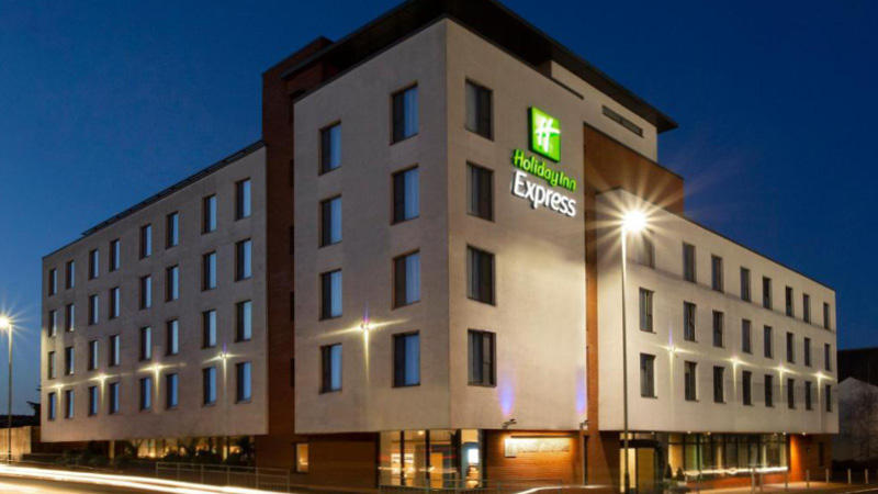 Holiday Inn Express Cheltenham Town Centre