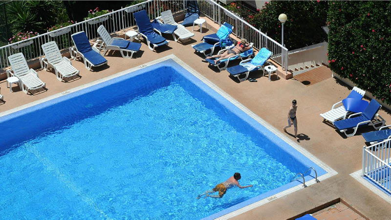 Poolen p Dorisol Estrelicia Hotel
