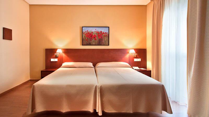 Grden p Hotel trh Ciudad de baeza, Spanien